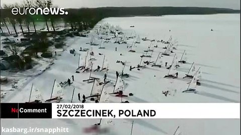 مسابقات قایقرانی رو یخ در لهستان!