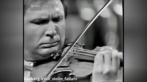 Ivry Gitlis plays Tchaikovsky Violin Concerto 1st movt - Part 2