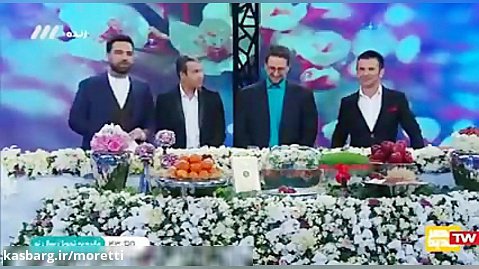 کُردی رقصیدن احسان علیخانی و امین حیایی در برنامه زنده شب عید