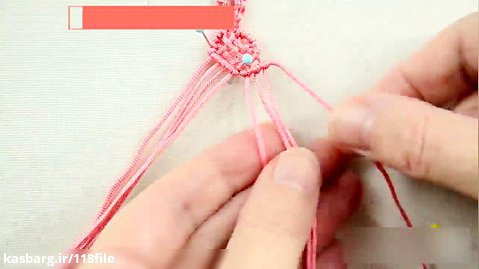 آموزش ساخت دستبندهای زیبا با نخ های رنگ پاستیلی