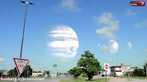 سیاره یوروپس از زمین فوق العاده Zeus Blender Hologram دیده شده است