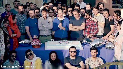 تخفیف سرویس هاست و دامنه com. به مناسبت تولد ۱۷ سالگی  ایران سرور