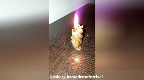 روشن کردن شمع از دود