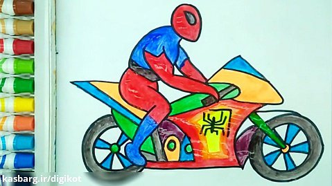 نقاشی مرد عنکبوتی روی موتور