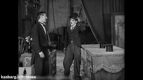 چارلی چاپلین | Charlie Chaplin - The Tramp Gets a Job - The Circus 1928