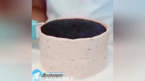 ایده تزیین کیک با کاغذ روغنی و شکلات