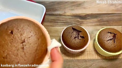 کیک براونی شکلاتی با مارمالاد آلبالو با نواب